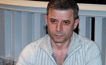 120044szirni3eye3ellrl.jpg